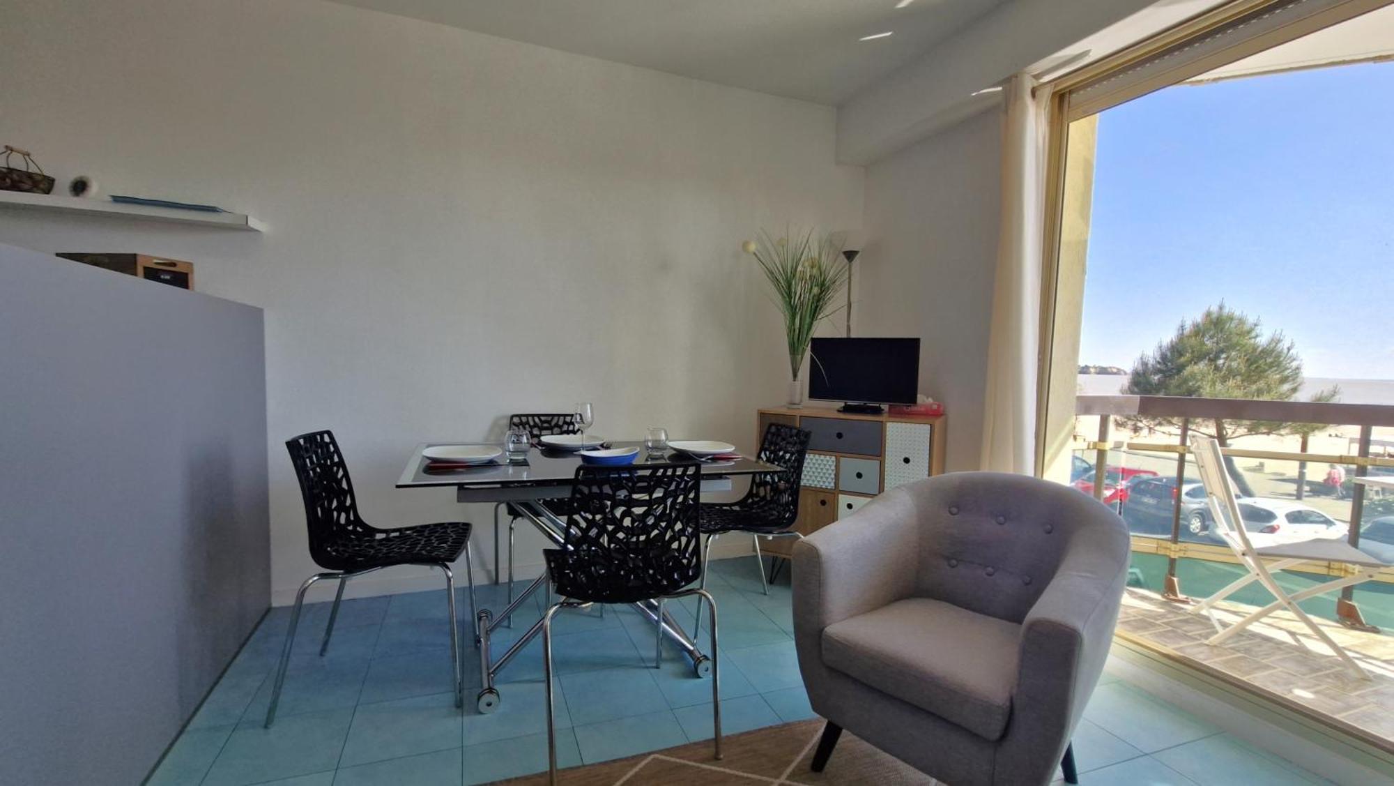Saint Georges De Didonne - Pleine Vue Mer Pour Ce Studio Cabine Face A La Plage Exterior foto